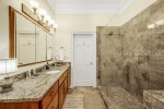 Blue Ridge Lakeside Chateau - Guest Bathroom